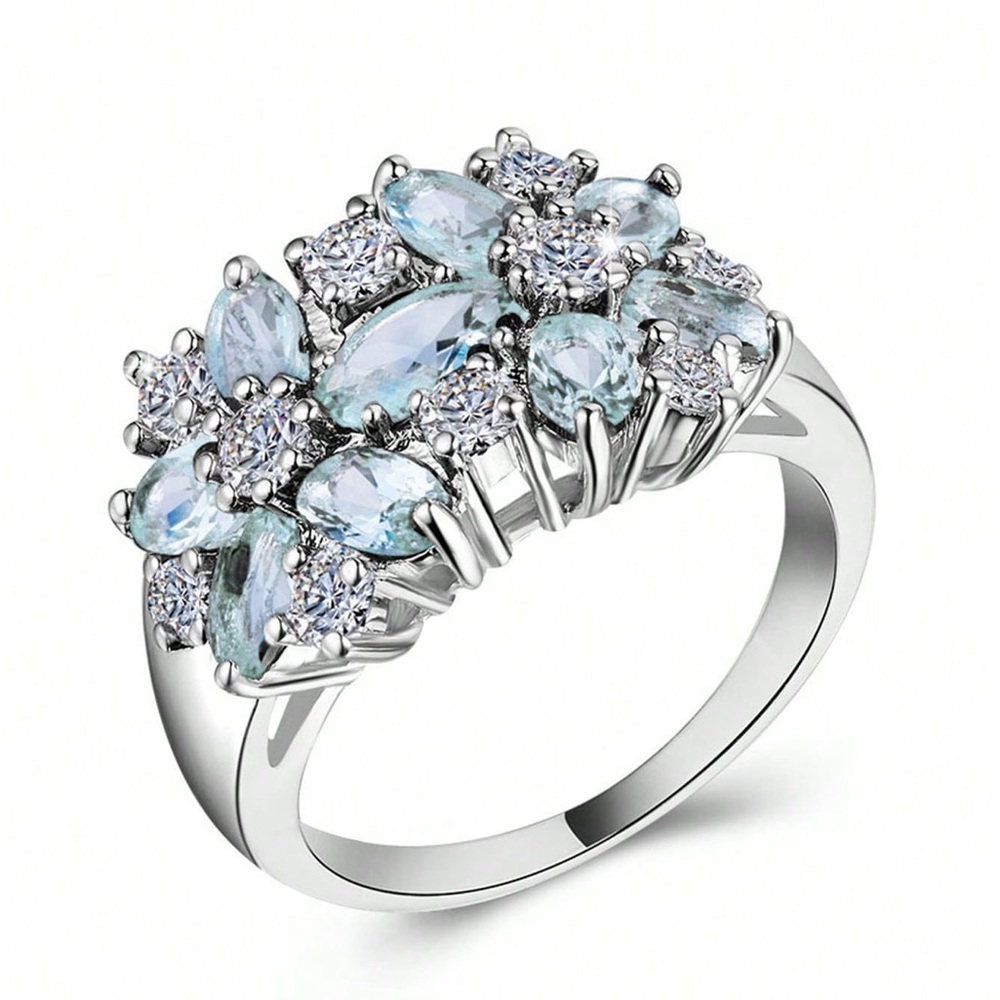 Elegant Silver and Blue Gemstone Ring